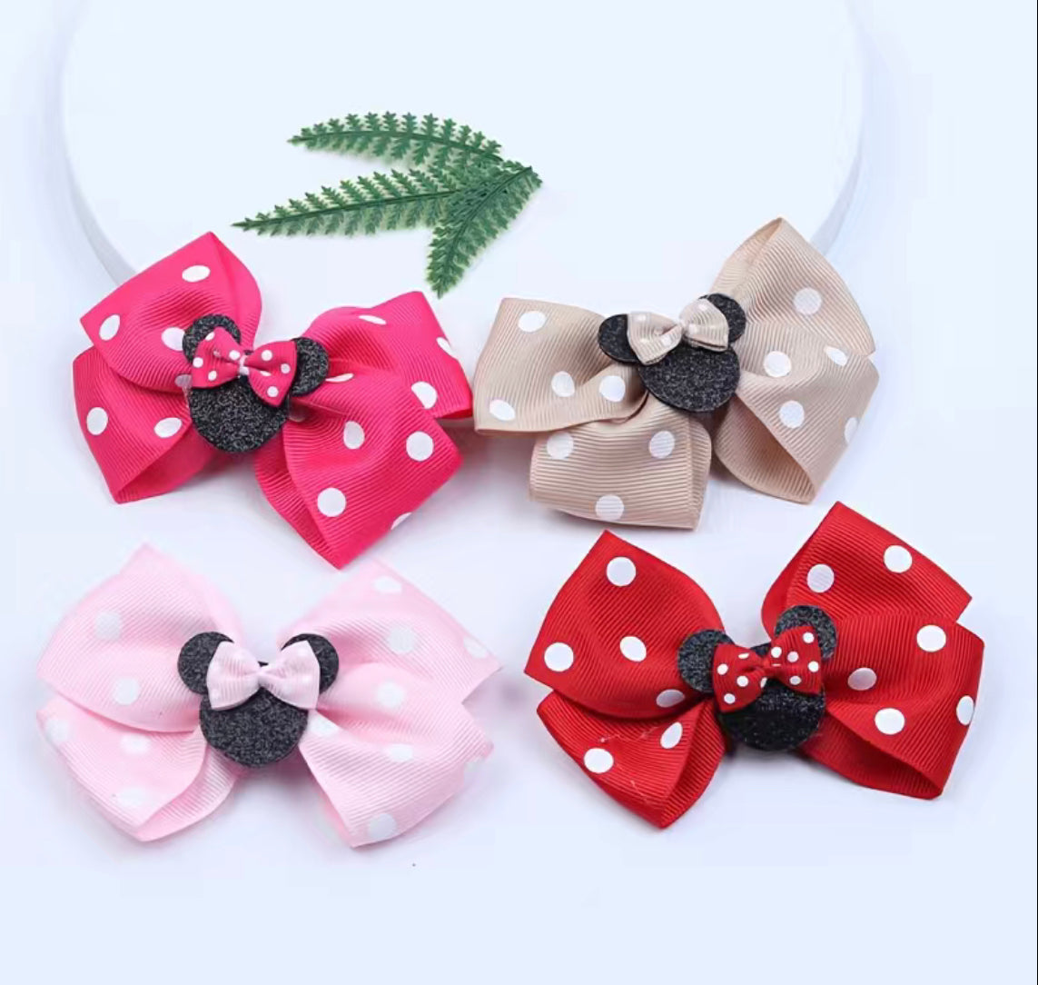 Minnie Polka Dot Bow Clip